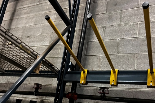 single arm pallet rack divider